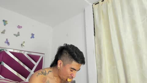 Snapshot of allisonjustingb chatting on March 3, 2025, 8:27 am AllisonJustin online show from March 3, 2025, 8:27 am