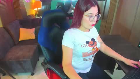 ALLISON online show from October 17, 2025, 4:26 am