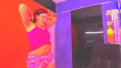 Snapshot of allisonlove_88 chatting on November 27, 2025, 3:52 am ALLISON online show from November 27, 2025, 3:52 am