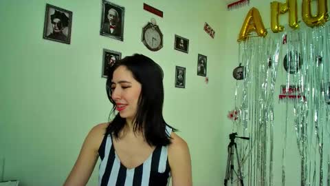 Alli online show from October 31, 2025, 7:59 pm