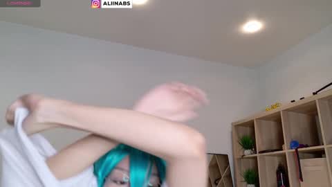 Snapshot of alllinaeve chatting on March 6, 2025, 1:57 pm Alina online show from March 6, 2025, 1:57 pm