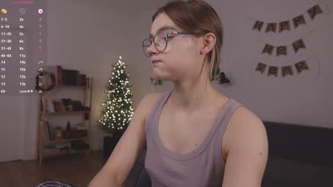 ALOTROPP NOT BABY online show from December 20, 2025, 6:37 pm