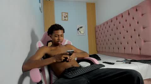 alluringangel01 online show from October 25, 2025, 2:30 am