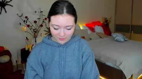 Snapshot of alluringeyess chatting on October 25, 2025, 4:53 am alluringeyess online show from October 25, 2025, 4:53 am