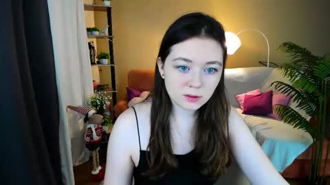 Snapshot of alluringeyess chatting on November 22, 2025, 9:08 am alluringeyess online show from November 22, 2025, 9:08 am