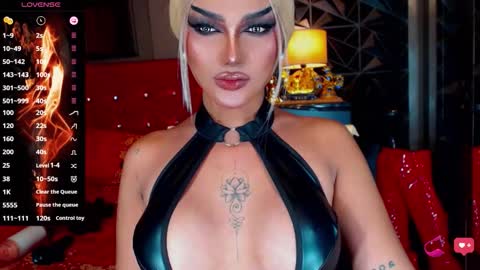 Natalya Fox online show from November 4, 2025, 8:24 am