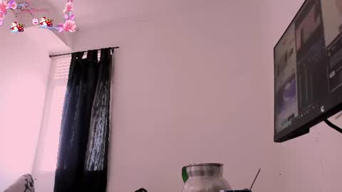NEW VIDEOS IN MY PROFILE online show from June 10, 2026, 5:01 pm