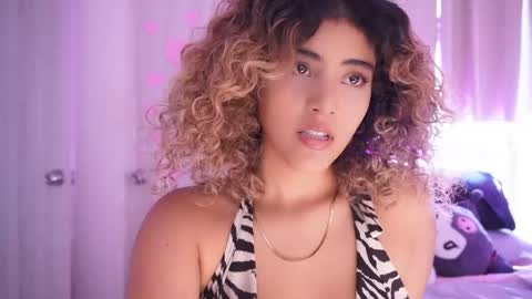 Snapshot of ally_summer chatting on May 24, 2026, 10:26 pm ally_summer online show from May 24, 2026, 10:26 pm
