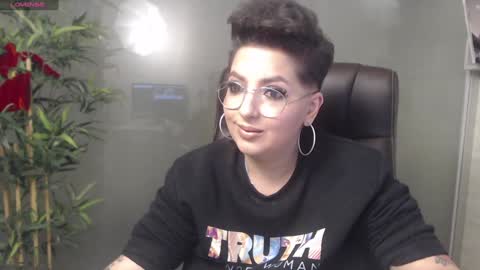         online show from December 16, 2024, 9:20 pm