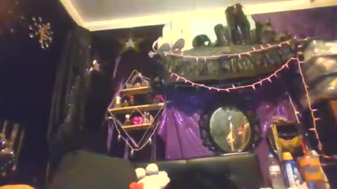 allymoon1369 online show from July 14, 2026, 6:18 am