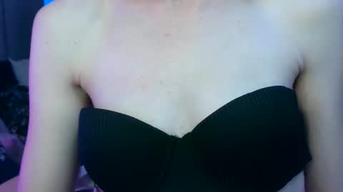 Ally Girl In Her Ally World online show from February 25, 2026, 7:07 am