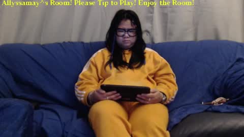 Allyssamay online show from January 22, 2025, 6:42 am