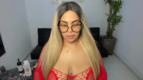 allyssann online show from January 15, 2025, 8:26 pm