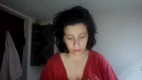 Snapshot of alma_amy chatting on February 20, 2026, 9:48 pm Alma online show from February 20, 2026, 9:48 pm