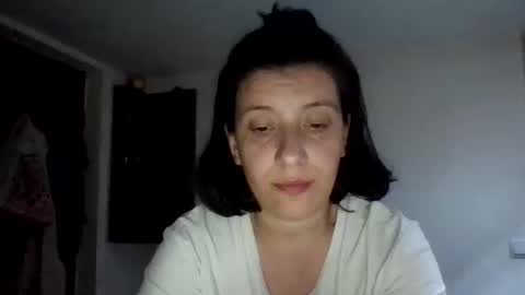 Snapshot of alma_amy chatting on March 12, 2026, 9:43 pm Alma online show from March 12, 2026, 9:43 pm