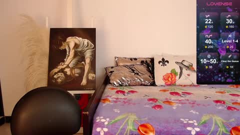 Snapshot of alma_art_ chatting on December 12, 2024, 9:15 pm alma_art_ online show from December 12, 2024, 9:15 pm