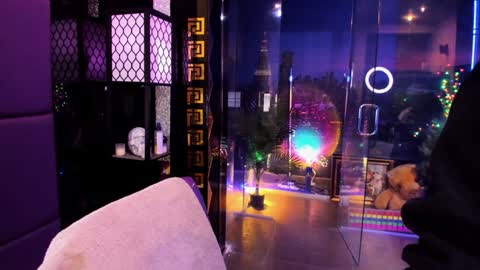 Alma online show from December 2, 2025, 7:47 am