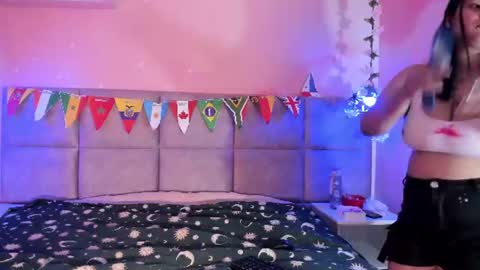 alma_rivers online show from June 28, 2026, 2:01 pm