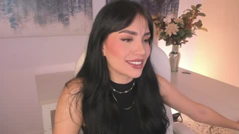 Mia online show from July 30, 2026, 4:50 pm