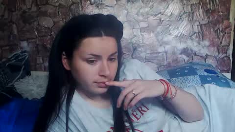 Almah online show from April 15, 2026, 12:23 pm