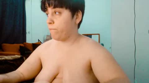 Almond online show from November 21, 2025, 9:57 pm