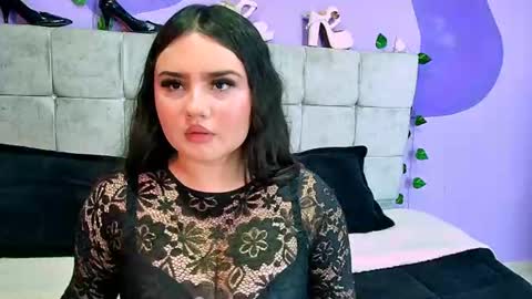 Alondra  online show from July 17, 2026, 4:23 pm