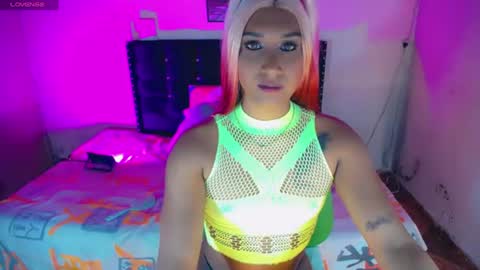 alondragill_ online show from July 1, 2026, 2:46 am
