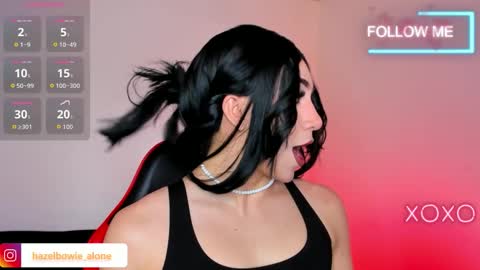 Hazel Bowie online show from December 14, 2025, 8:24 pm