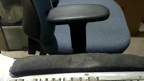 Snapshot of aloooopyscot chatting on March 8, 2025, 6:37 pm Loooopy online show from March 8, 2025, 6:37 pm