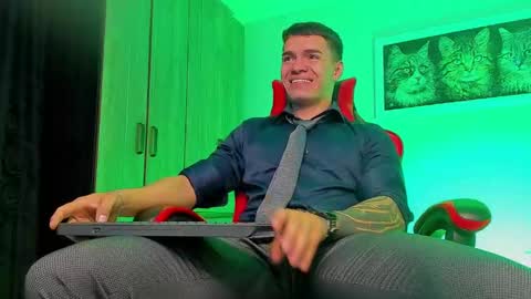 Snapshot of alpha_dominus_ chatting on September 14, 2025, 4:00 am alpha_dominus_ online show from September 14, 2025, 4:00 am