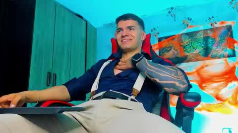 Snapshot of alpha_dominus_ chatting on October 10, 2025, 4:44 am alpha_dominus_ online show from October 10, 2025, 4:44 am