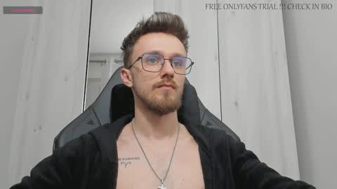 Snapshot of alphaboyfun chatting on January 8, 2025, 1:53 am Andi online show from January 8, 2025, 1:53 am