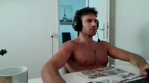 alphah_hunk online show from June 20, 2026, 8:06 am