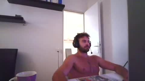 alphah_hunk online show from July 26, 2026, 3:19 pm