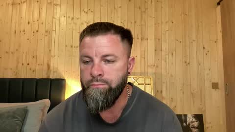 Jhonny online show from May 12, 2026, 2:08 am