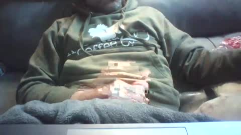 Snapshot of alrichough4 chatting on December 15, 2024, 6:26 pm Alric online show from December 15, 2024, 6:26 pm