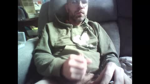 Snapshot of alrichough4 chatting on February 7, 2025, 5:07 pm Alric online show from February 7, 2025, 5:07 pm