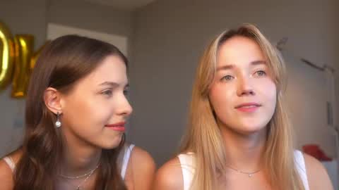 Snapshot of aluntick chatting on April 21, 2026, 4:34 pm Amelia NEXT STREAM online show from April 21, 2026, 4:34 pm
