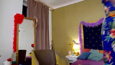 Snapshot of alura_jenson_ chatting on June 18, 2026, 11:53 pm Alura Jenson online show from June 18, 2026, 11:53 pm