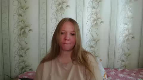 alya764770 online show from May 15, 2026, 10:50 pm