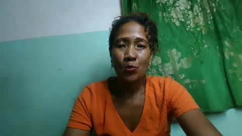 Snapshot of alyahtah chatting on May 21, 2026, 3:52 pm alyahtah online show from May 21, 2026, 3:52 pm