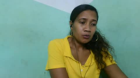 Snapshot of alyahtah chatting on June 20, 2026, 6:11 pm alyahtah online show from June 20, 2026, 6:11 pm