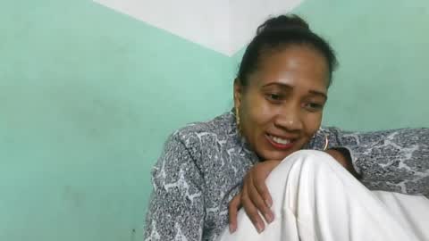 Snapshot of alyahtah chatting on June 24, 2026, 6:18 pm alyahtah online show from June 24, 2026, 6:18 pm
