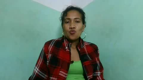 Snapshot of alyahtah chatting on June 26, 2026, 6:23 pm alyahtah online show from June 26, 2026, 6:23 pm