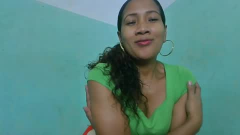 Snapshot of alyahtah chatting on June 27, 2026, 1:50 pm alyahtah online show from June 27, 2026, 1:50 pm