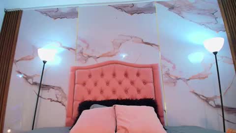 Alya online show from December 21, 2025, 4:19 am