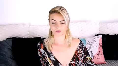 aly online show from November 19, 2025, 11:10 am