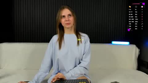 Alena online show from February 5, 2026, 2:33 pm