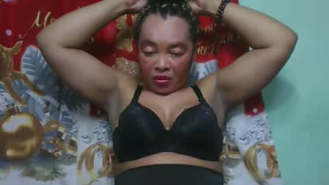 alypierette online show from March 2, 2026, 7:43 pm