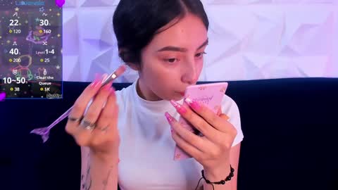 sopie online show from January 13, 2025, 11:08 am